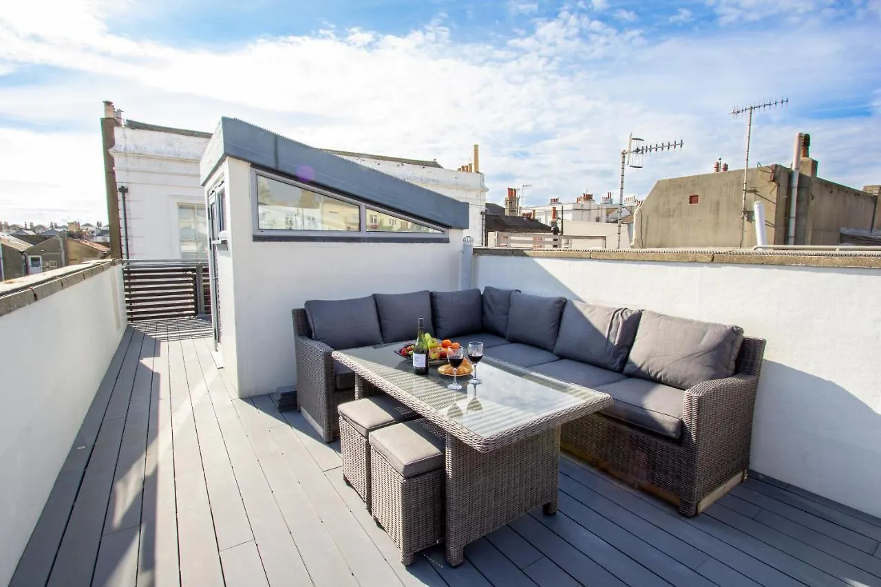 Holiday home Luxury At The Brunswick - Free Parking-4 Bedrooms Brighton United Kingdom