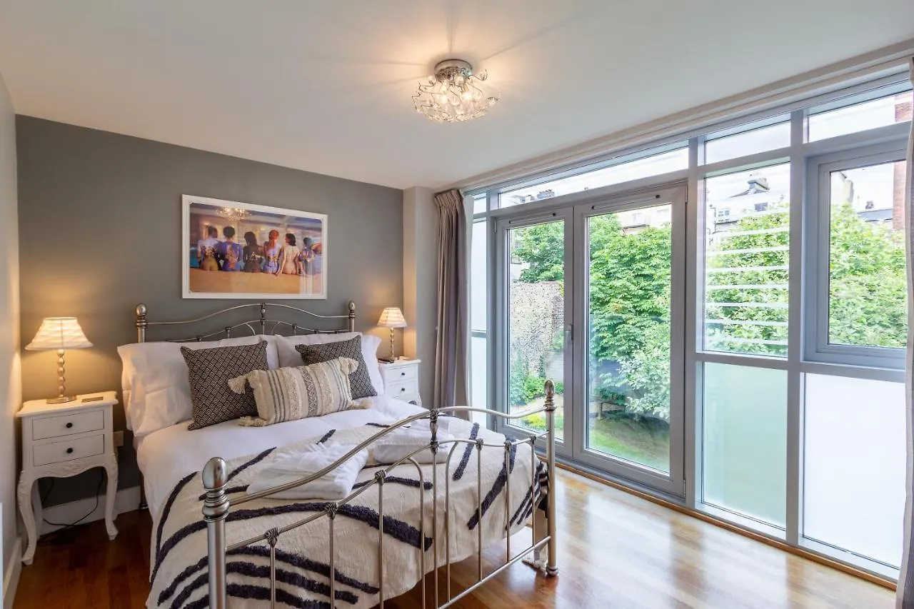 Luxury At The Brunswick - Free Parking-4 Bedrooms Brighton United Kingdom