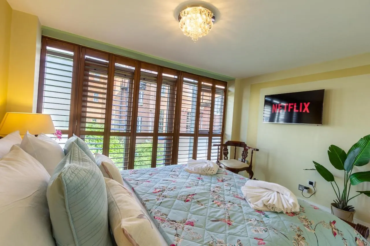 Luxury At The Brunswick - Free Parking-4 Bedrooms Brighton 0*,  United Kingdom